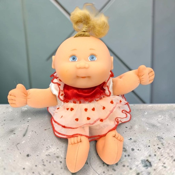 Mattel Other - VTG 90's Cabbage Patch Kids Mattel 1995 Heart Dress Blonde Hair Blue Eye Doll 14